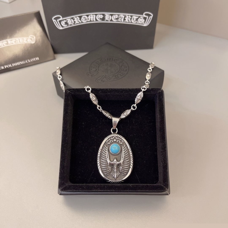 Ch**me He**ts necklaces
